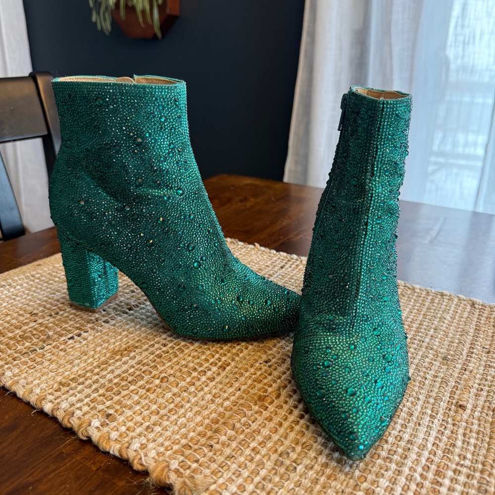 Betsy Johnson Glass Stone Booties